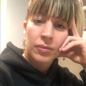 Meet your Posher, Natasha